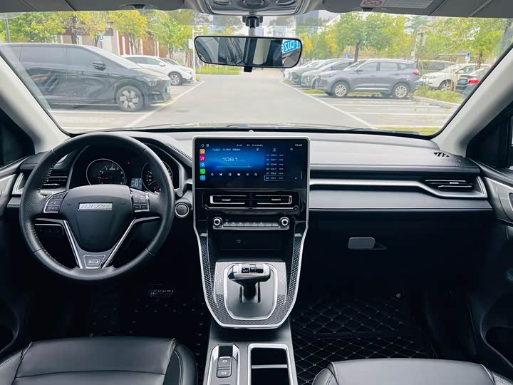 Фото 17 - Haval M6