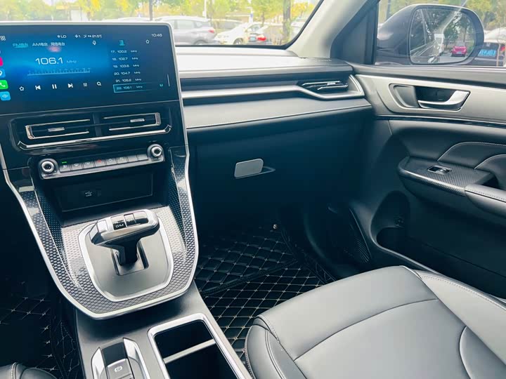 Фото 21 - Haval M6