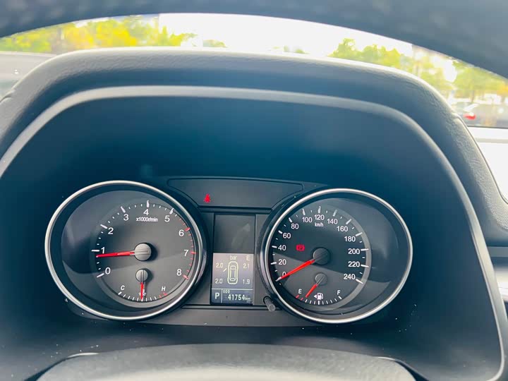 Фото 23 - Haval M6