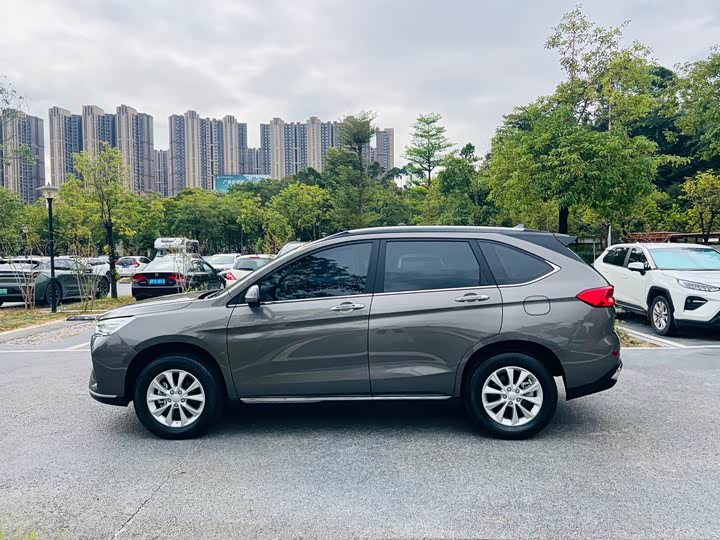 Фото 7 - Haval M6