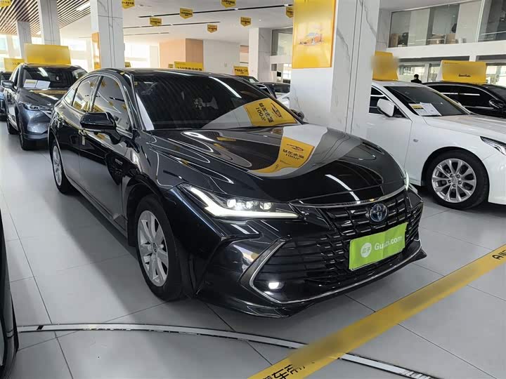 Фото 4 - Toyota Avalon