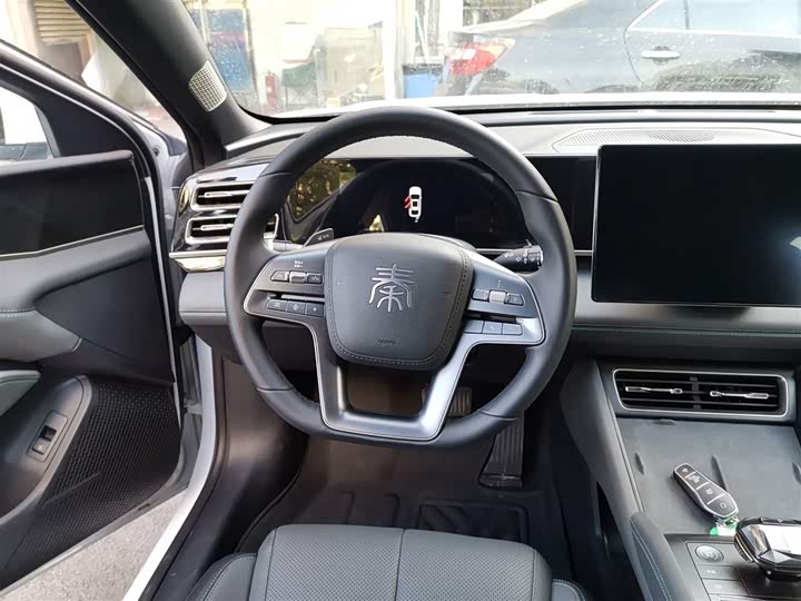 Фото 11 - BYD Qin L