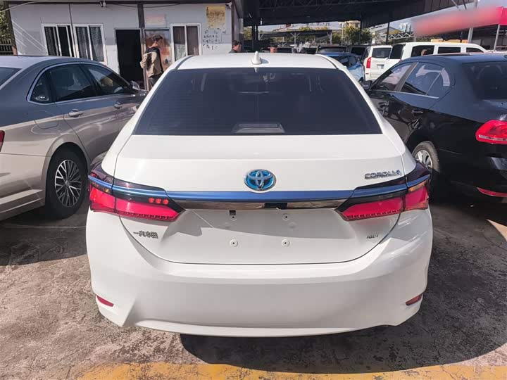 Фото 6 - Toyota Corolla Hybrid