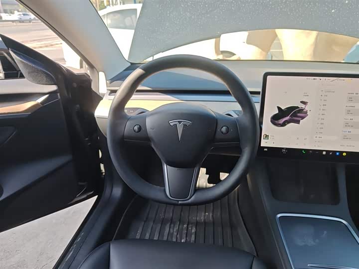 Фото 11 - Tesla Model 3