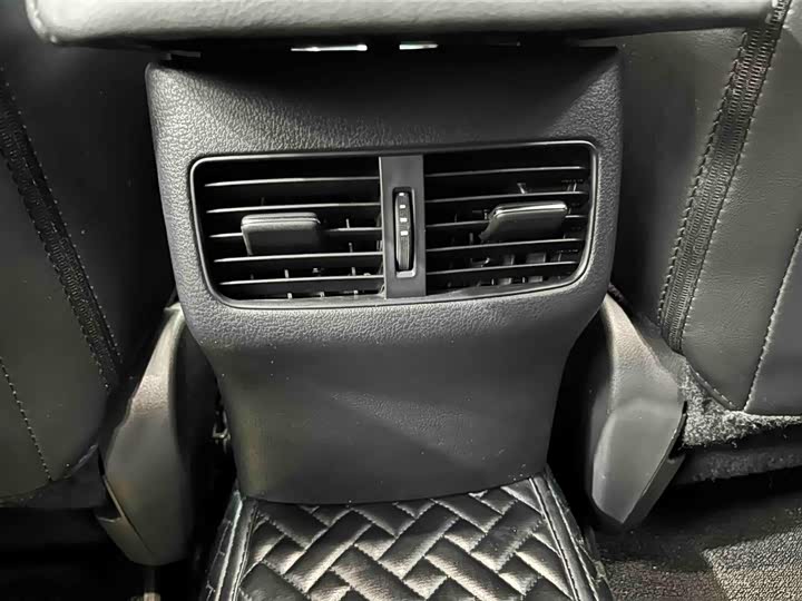 Фото 15 - Mazda 3 (Axela)