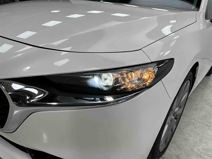 Фото 17 - Mazda 3 (Axela)