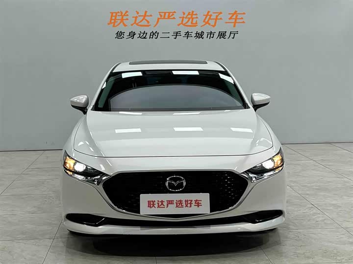 Фото 21 - Mazda 3 (Axela)