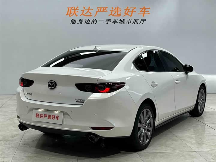 Фото 25 - Mazda 3 (Axela)