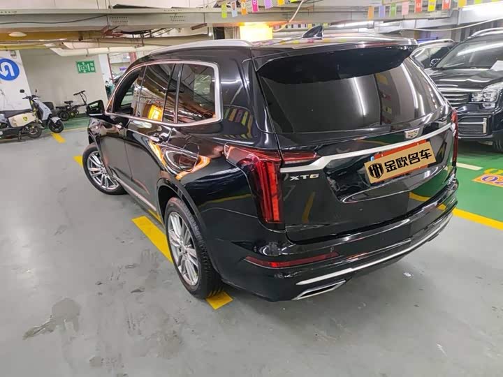 Фото 8 - Cadillac XT6
