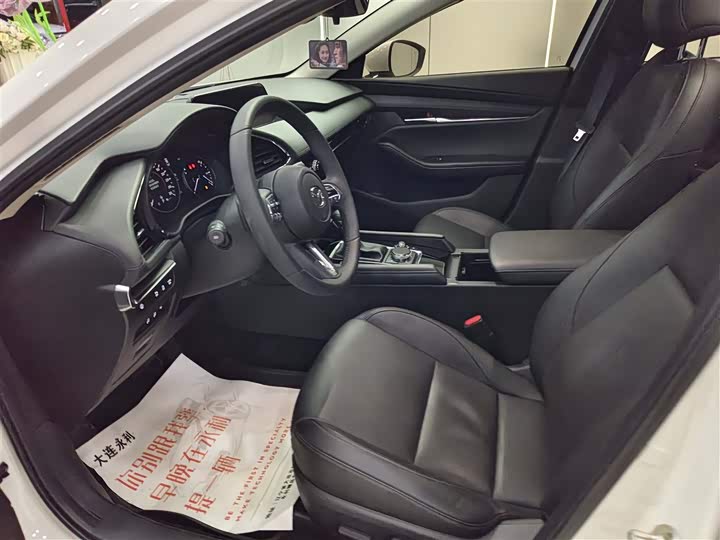 Фото 10 - Mazda 3 (Axela)