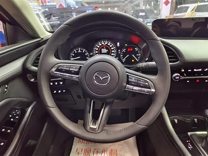 Фото 13 - Mazda 3 (Axela)