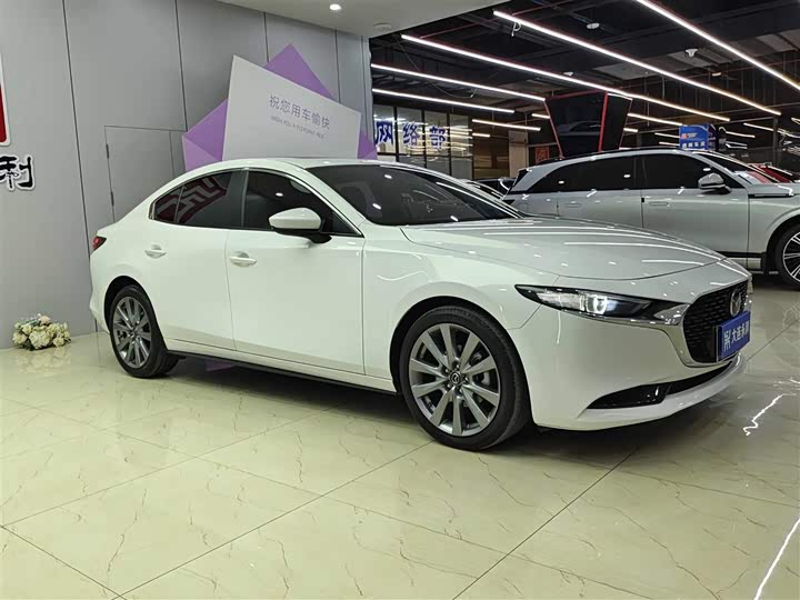 Фото 3 - Mazda 3 (Axela)