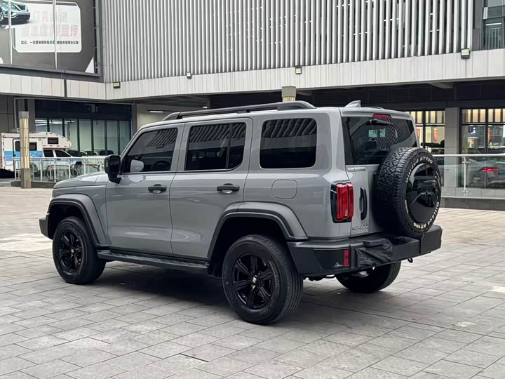 Фото 3 - Tank 300