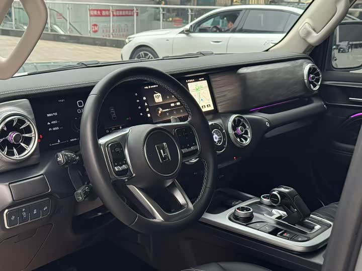 Фото 8 - Tank 300