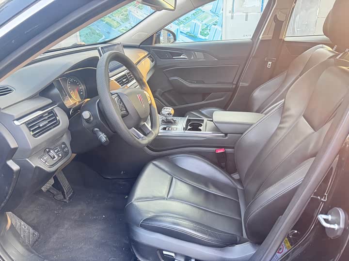 Фото 4 - Hongqi H5