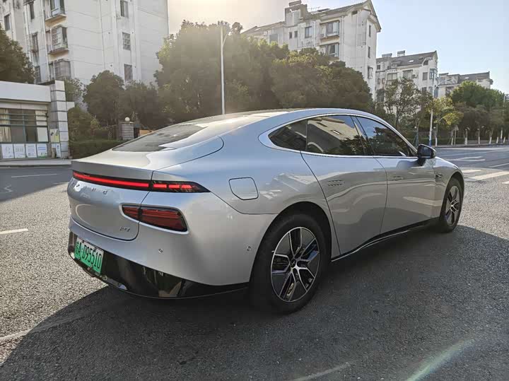 Фото 5 - XPeng P7