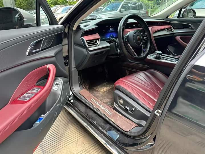 Фото 4 - Hongqi H5