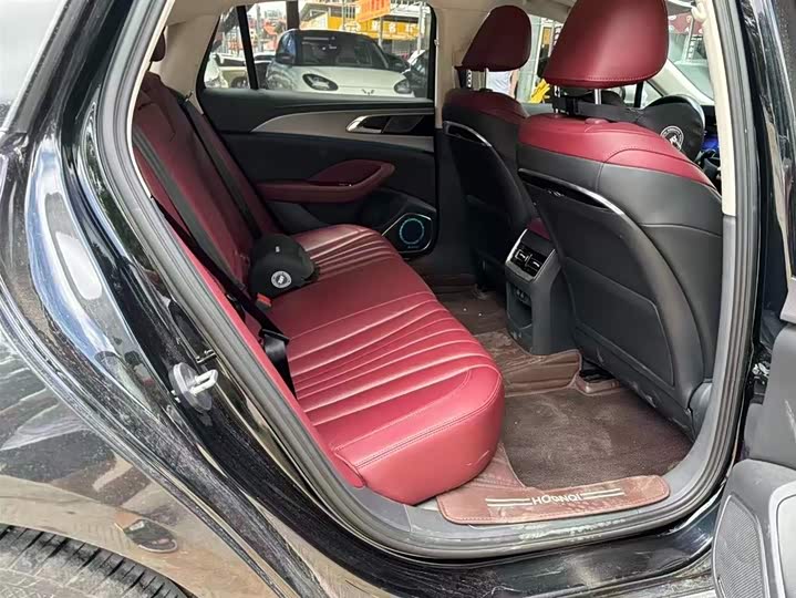 Фото 6 - Hongqi H5