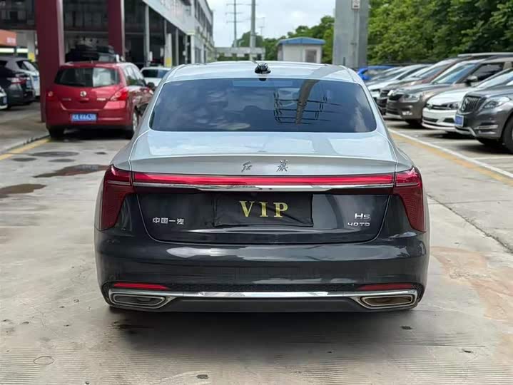 Фото 8 - Hongqi H5