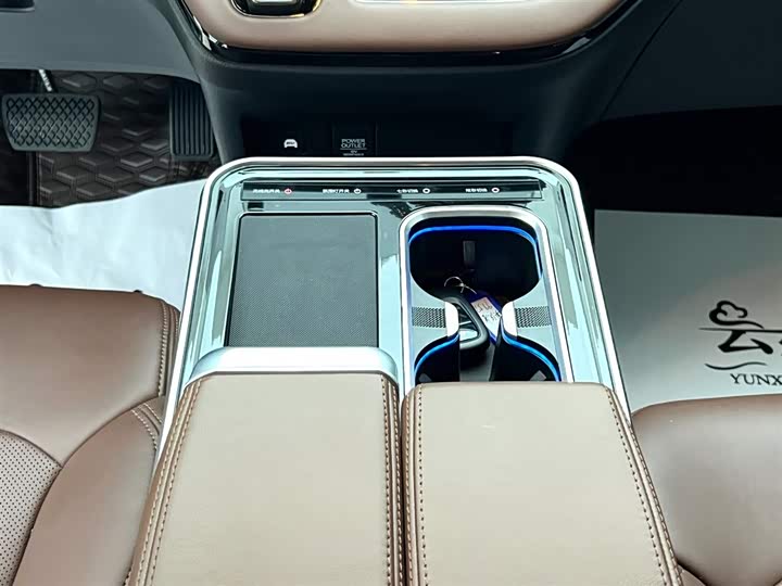 Фото 16 - Honda Odyssey