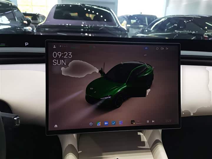 Фото 13 - Xiaomi YU7