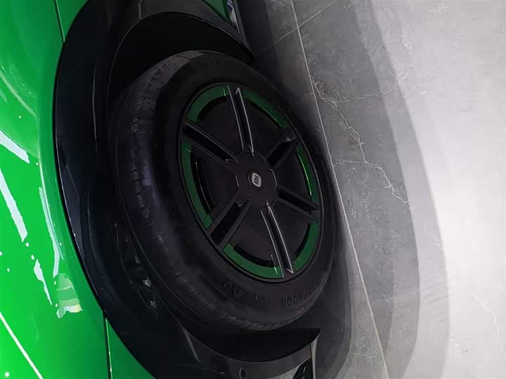 Фото 5 - Xiaomi YU7