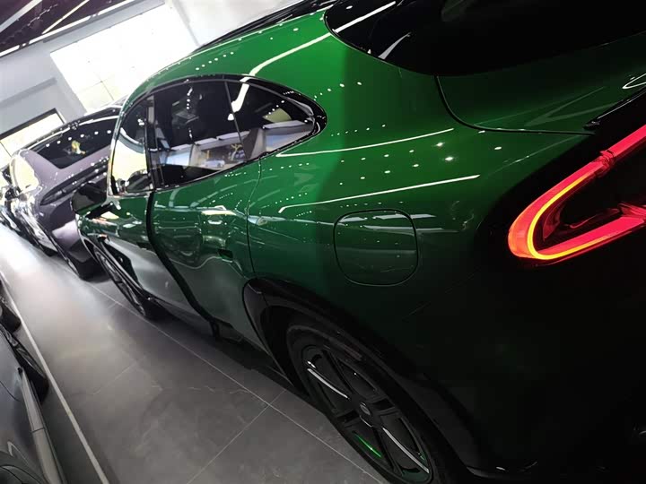 Фото 6 - Xiaomi YU7