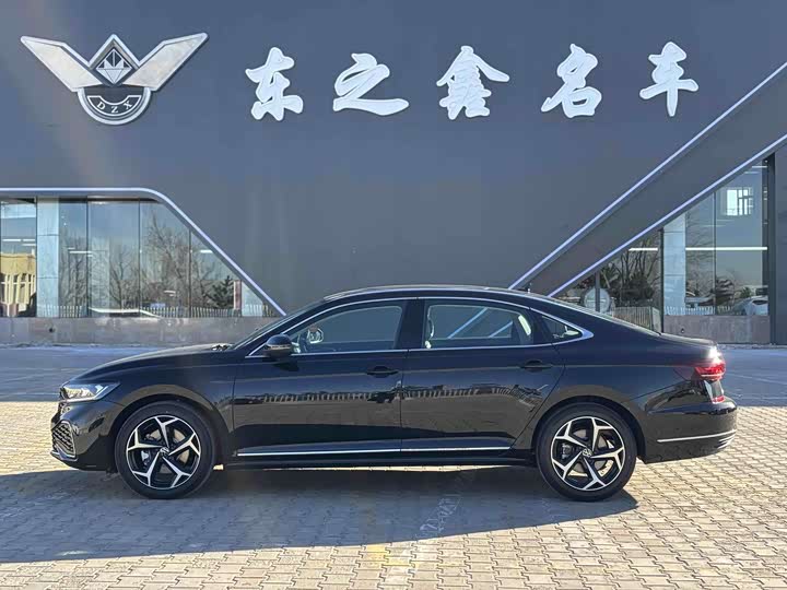 Фото 5 - Volkswagen Passat