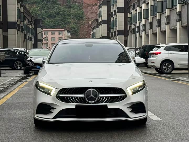 Фото 2 - Mercedes-Benz A-Class