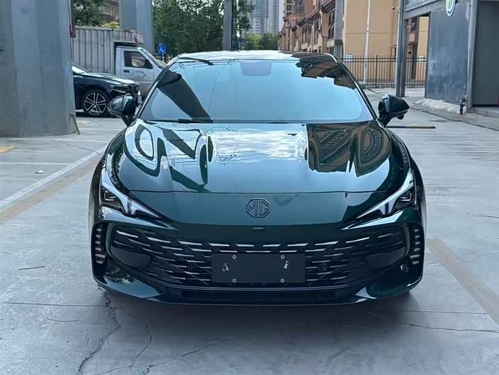 Фото 2 - MG Motor 7