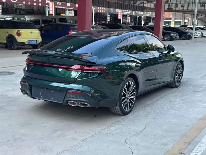 Фото 9 - MG Motor 7