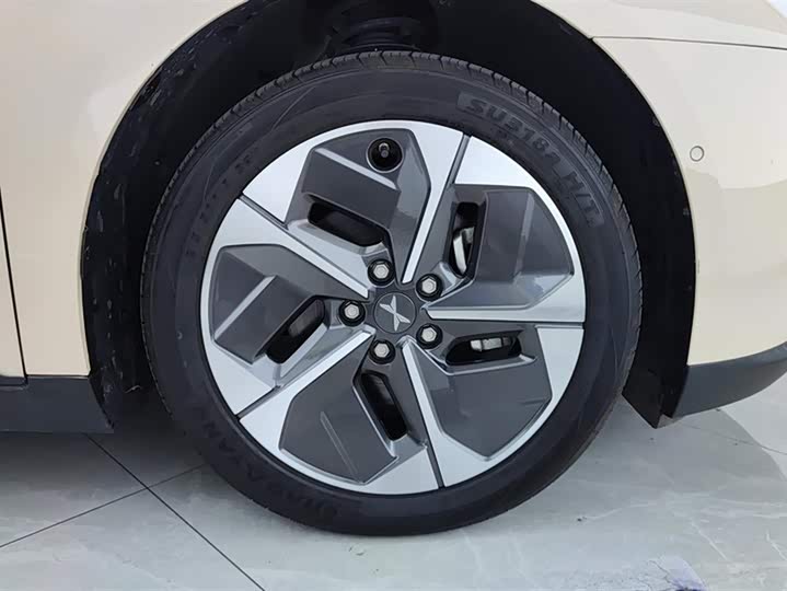 Фото 6 - XPeng Mona M03