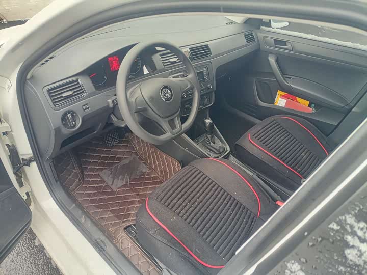 Фото 6 - Volkswagen Santana