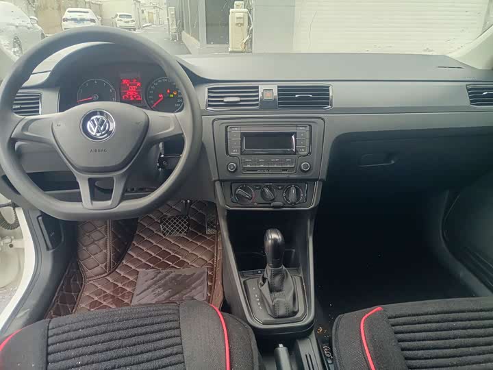 Фото 7 - Volkswagen Santana