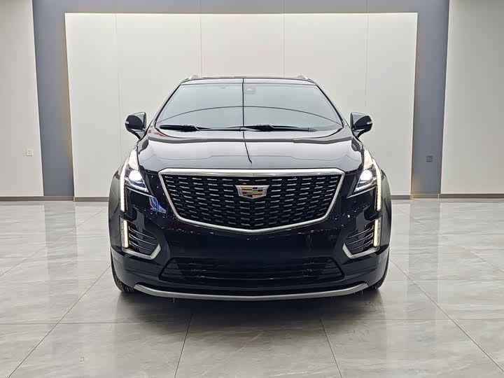 Фото 2 - Cadillac XT5