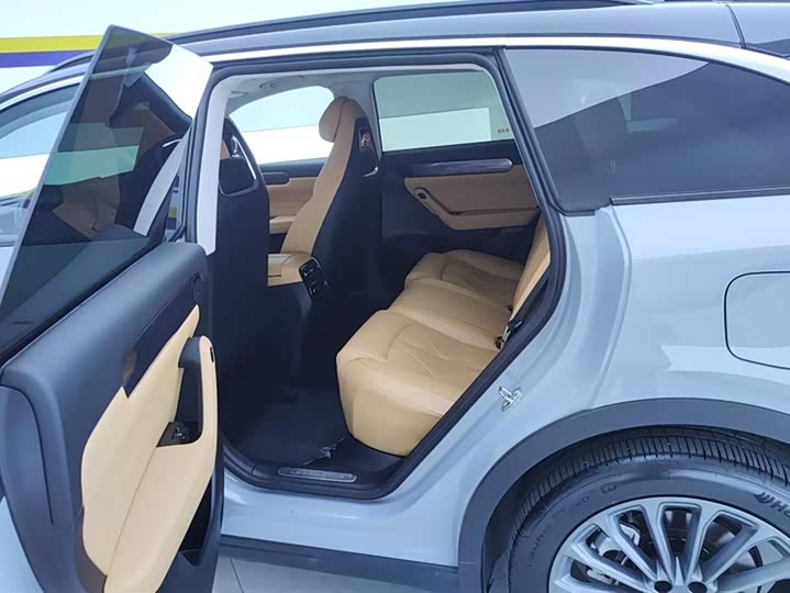 Фото 11 - Leapmotor C11