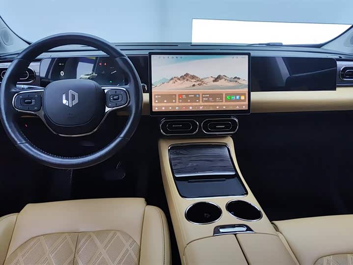 Фото 12 - Leapmotor C11