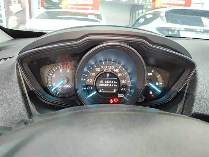 Фото 12 - Ford Escort