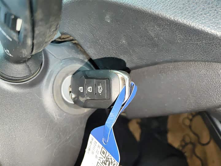 Фото 9 - Ford Escort