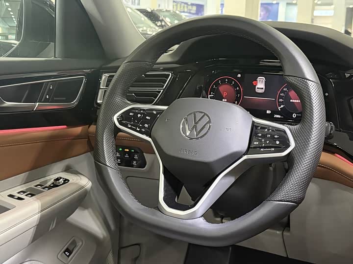 Фото 14 - Volkswagen Teramont Pro