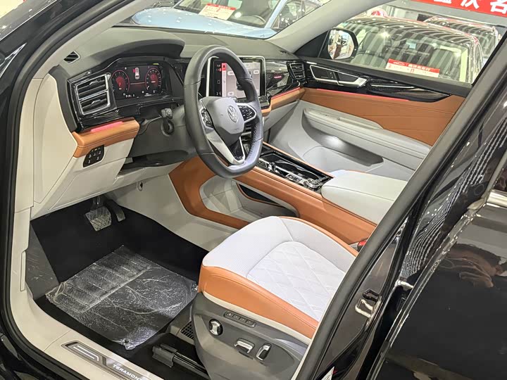 Фото 7 - Volkswagen Teramont Pro