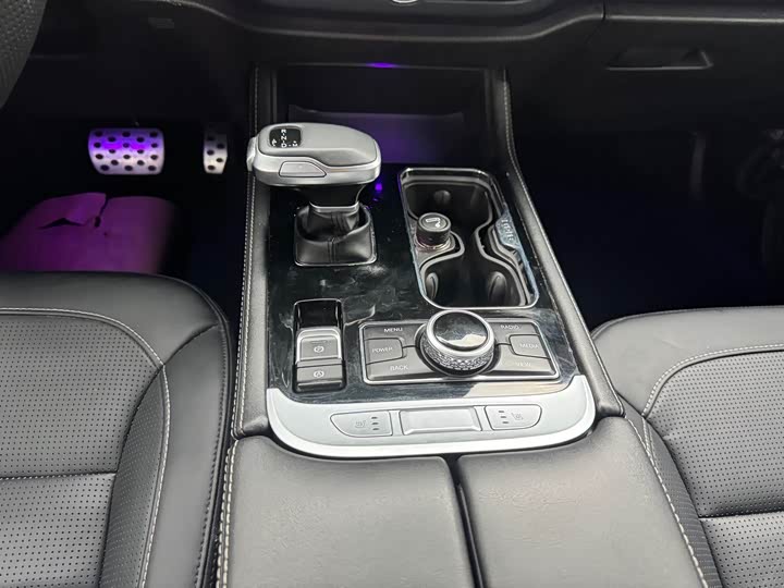 Фото 8 - BAIC Beijing BJ40