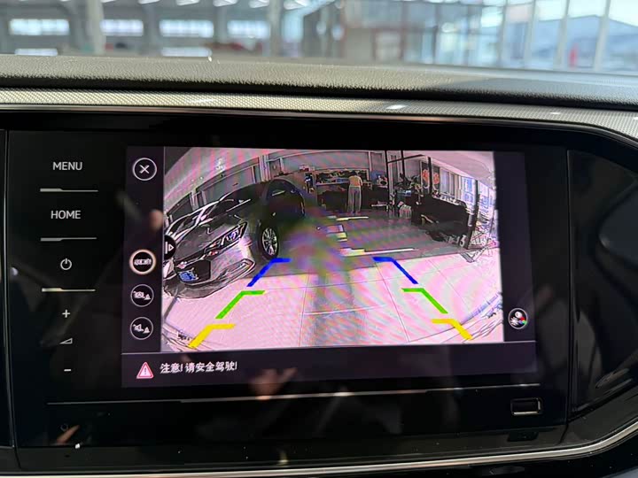 Фото 15 - Volkswagen Tayron