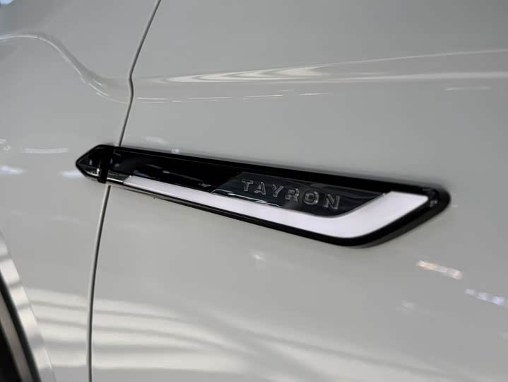 Фото 20 - Volkswagen Tayron