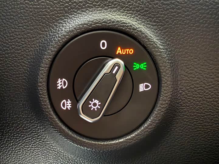 Фото 21 - Volkswagen Tayron