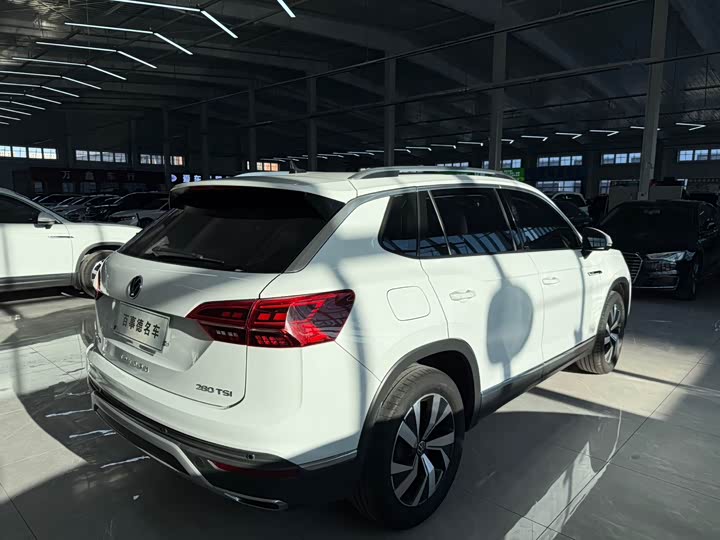 Фото 9 - Volkswagen Tayron