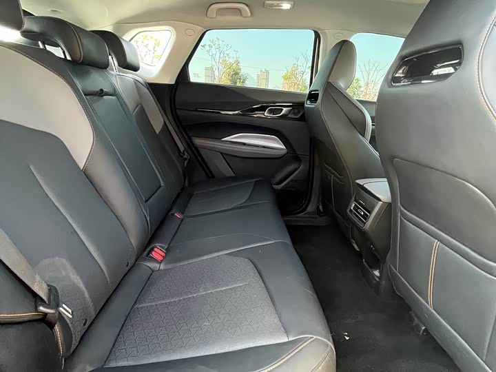 Фото 15 - Changan Oshan Z6