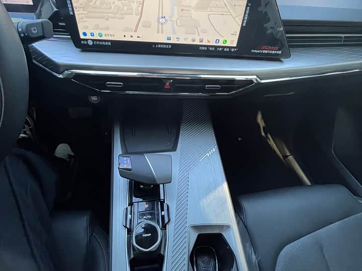 Фото 18 - Changan Oshan Z6