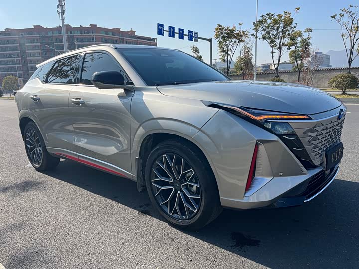 Фото 3 - Changan Oshan Z6