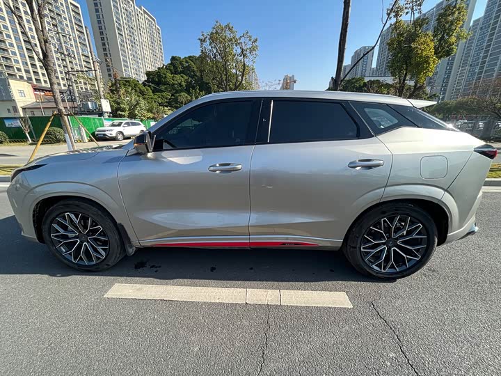 Фото 8 - Changan Oshan Z6